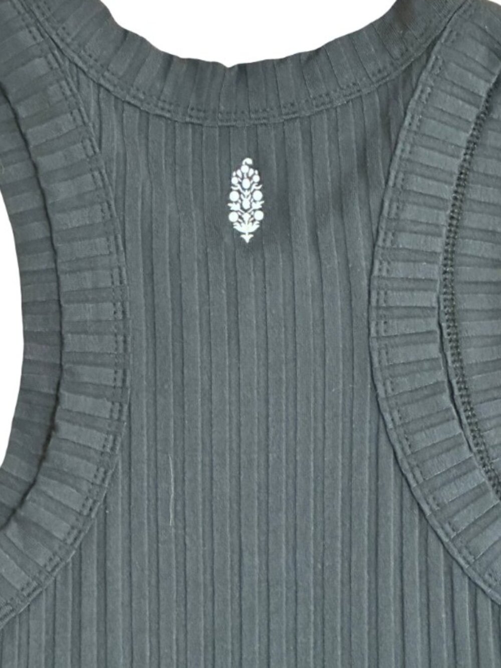 FP Movement Blissed Out Tank in Black XS NWT - Picture 5 of 9